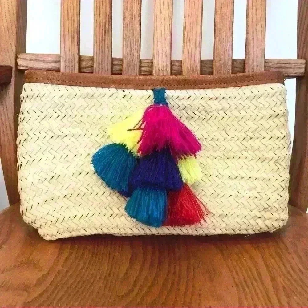 Set of Large Boho Rafia Tote Bags 14x22 Matching Clutch 7x12 Multi Color Tassels - Picture 3 of 12